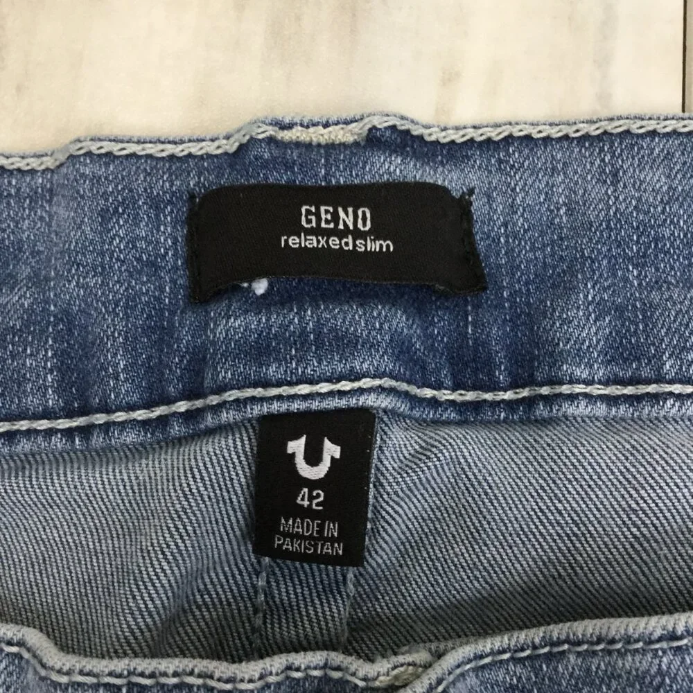 True Religion Geno Relaxed Slim Jean 42